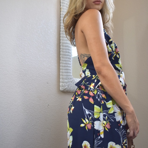 LUCY PARIS Fiji Key Hole Maxi - Picture 6 of 15